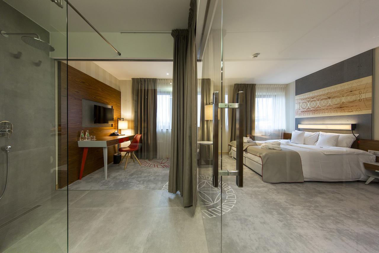 Hotel Kopieniec Fizjo- Med & Spa Murzasichle Quarto foto